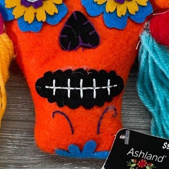 Ashland Sugar Skull Plush Dia De Los Muertos Day Of The Dead Felt Ornament NEW! - Picture 3 of 6